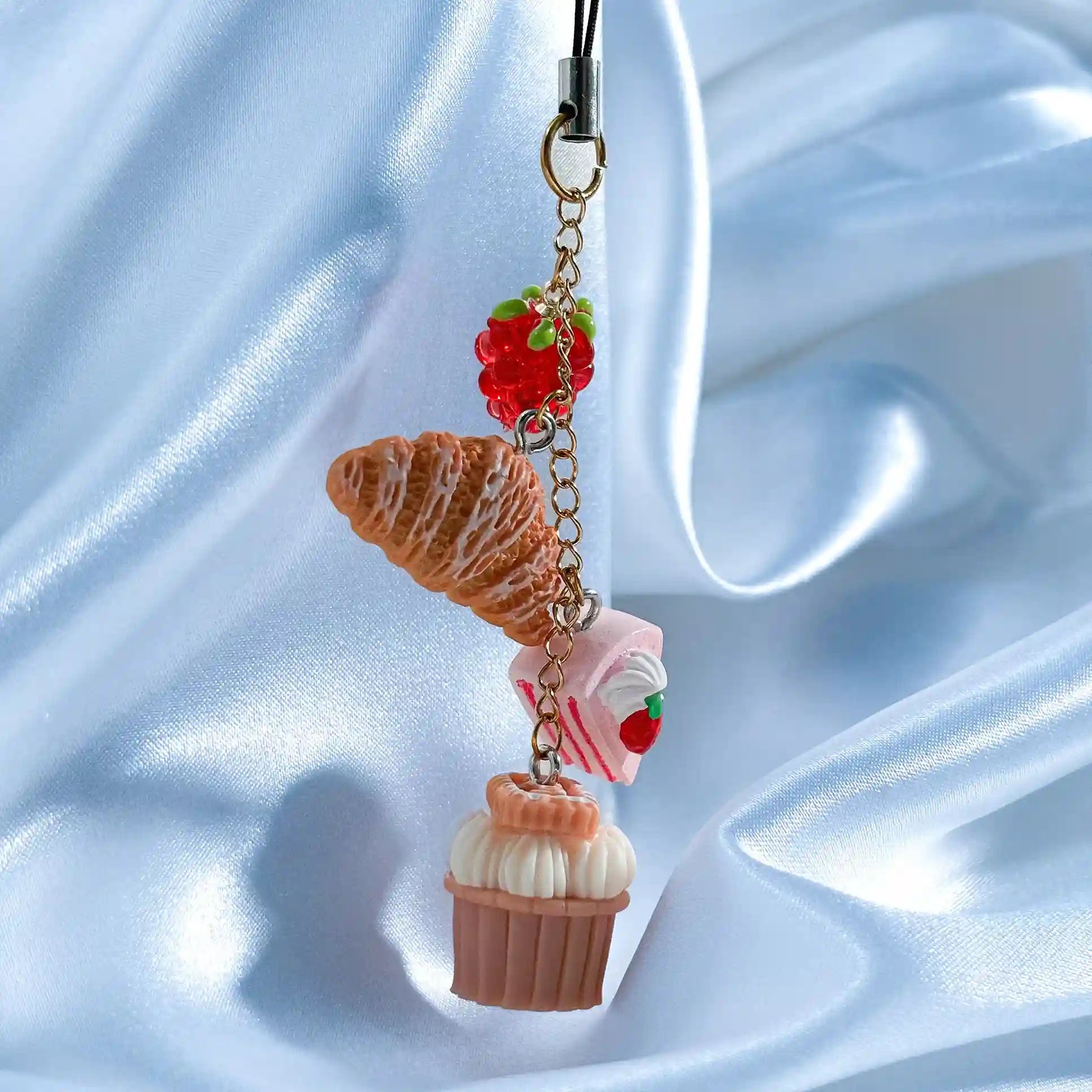 cupcake phone charm